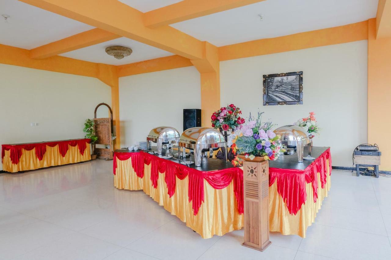 Capital O 892 Grand Pujon View Hotel And Resort Batu  Luaran gambar