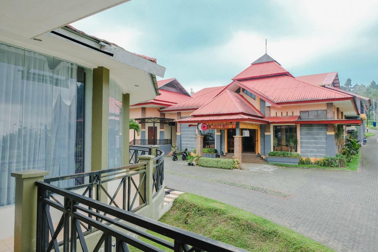 Capital O 892 Grand Pujon View Hotel And Resort Batu  Luaran gambar