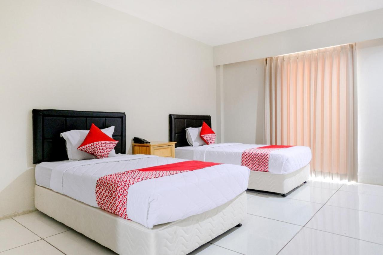 Capital O 892 Grand Pujon View Hotel And Resort Batu  Luaran gambar