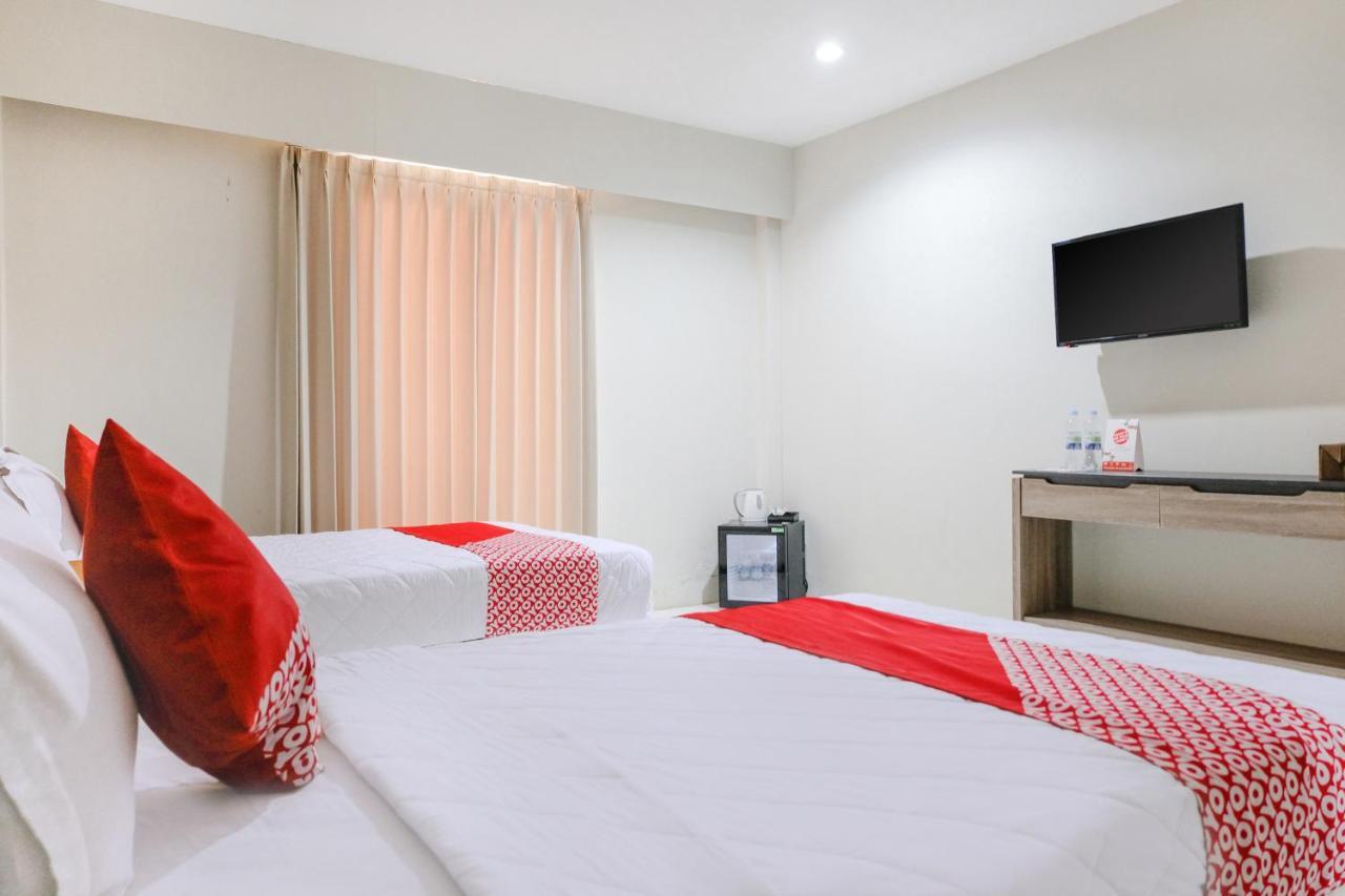 Capital O 892 Grand Pujon View Hotel And Resort Batu  Luaran gambar